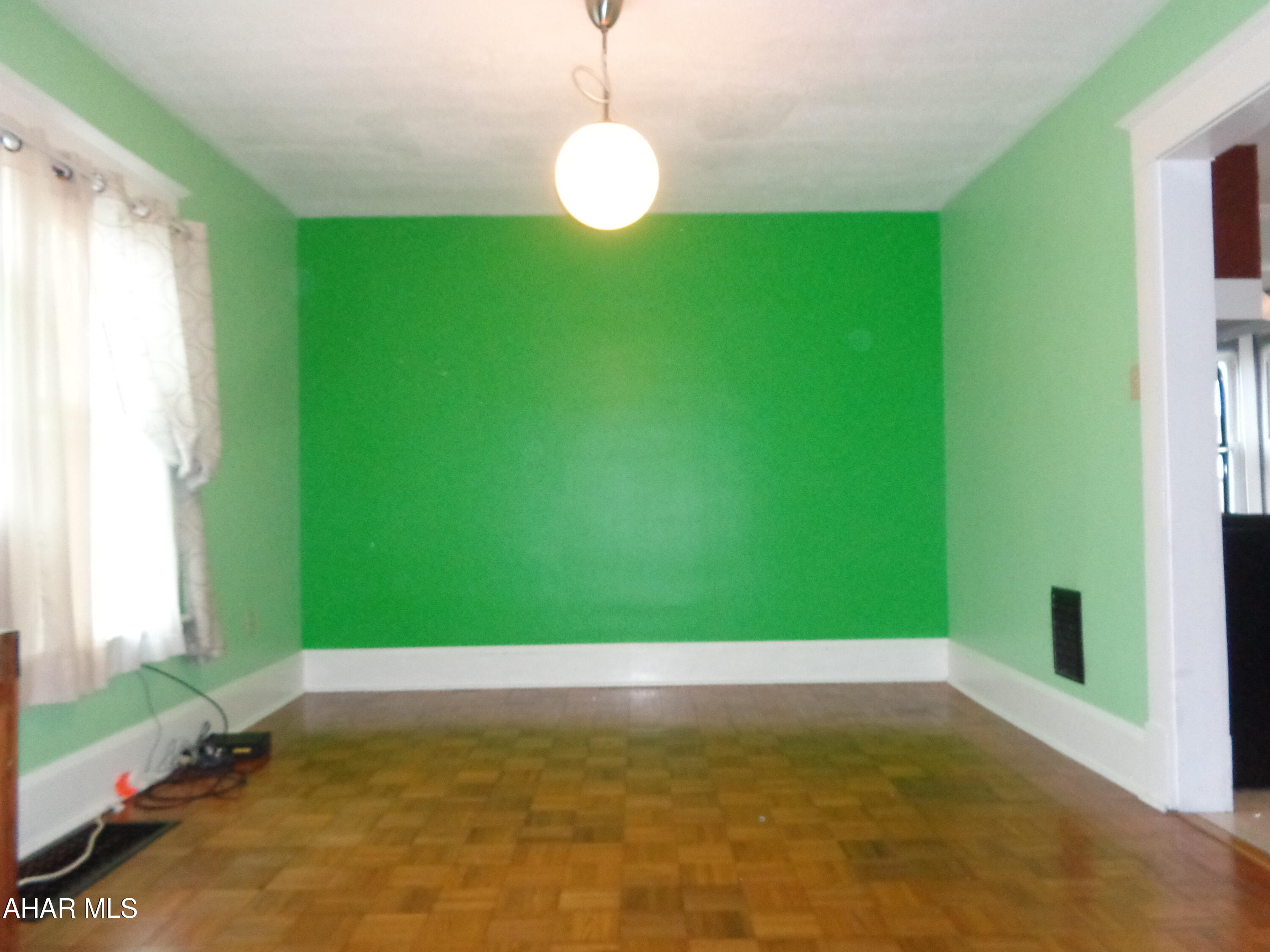 Juniata - Residential