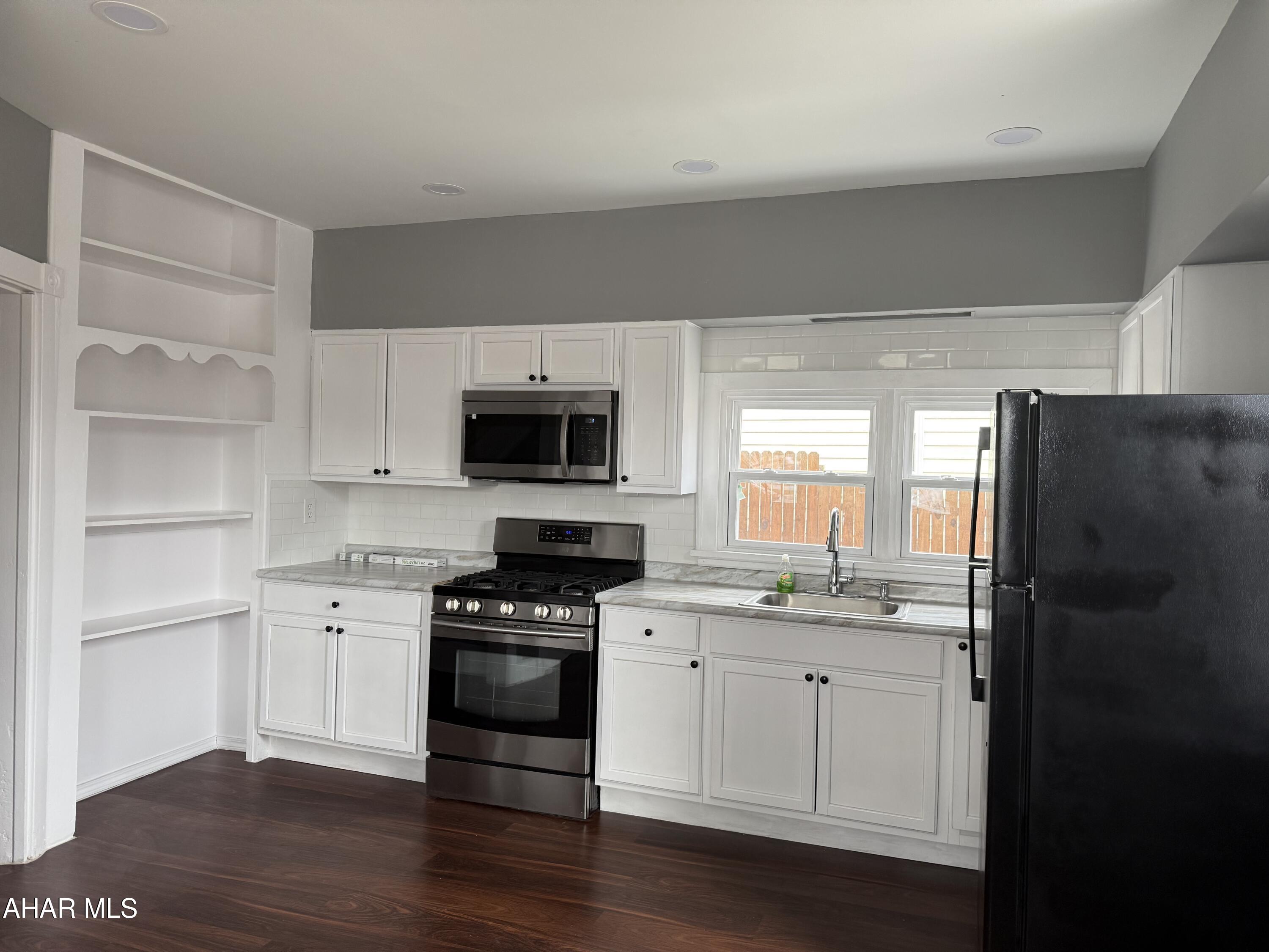 Juniata - Residential