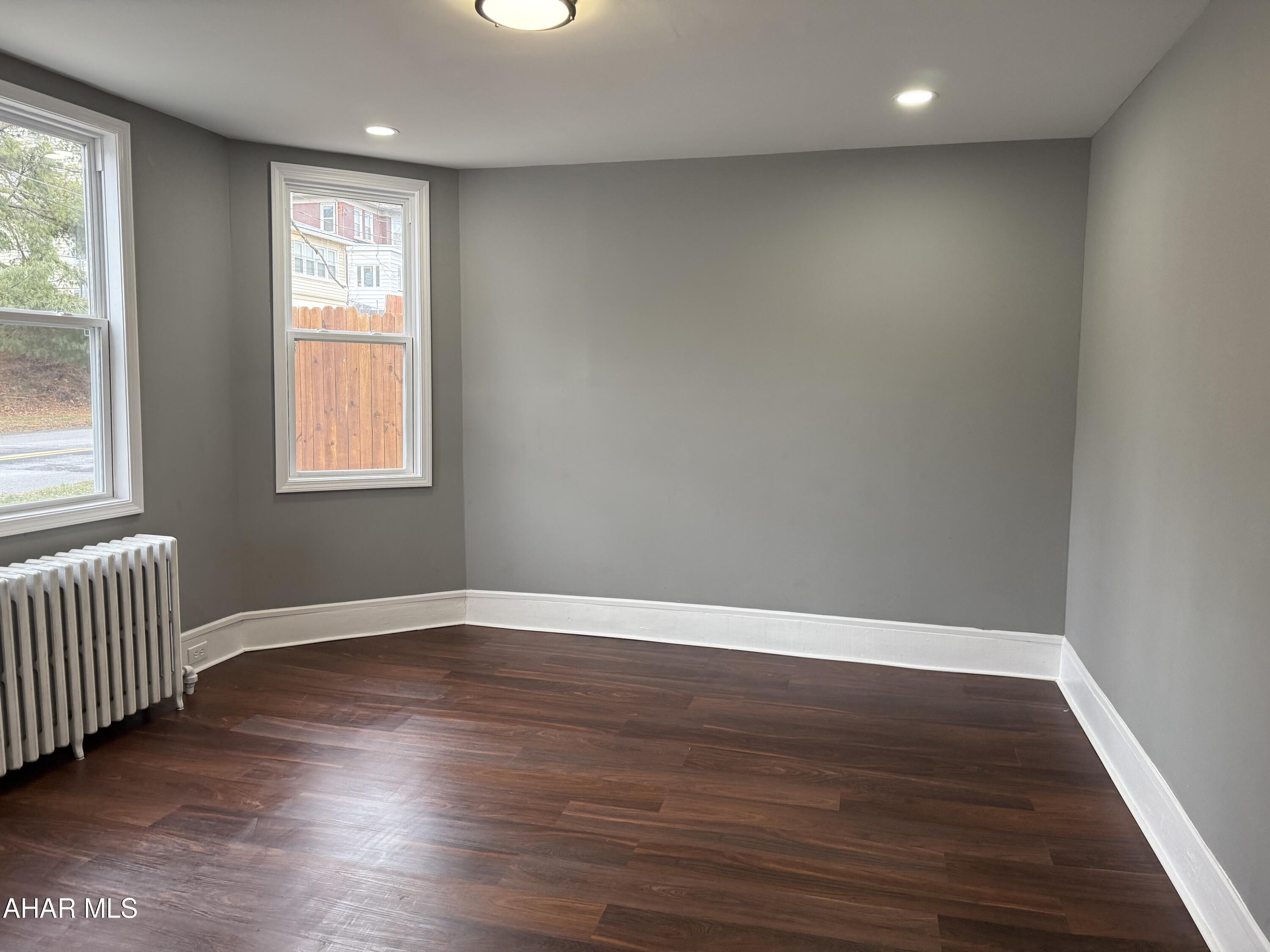 Juniata - Residential