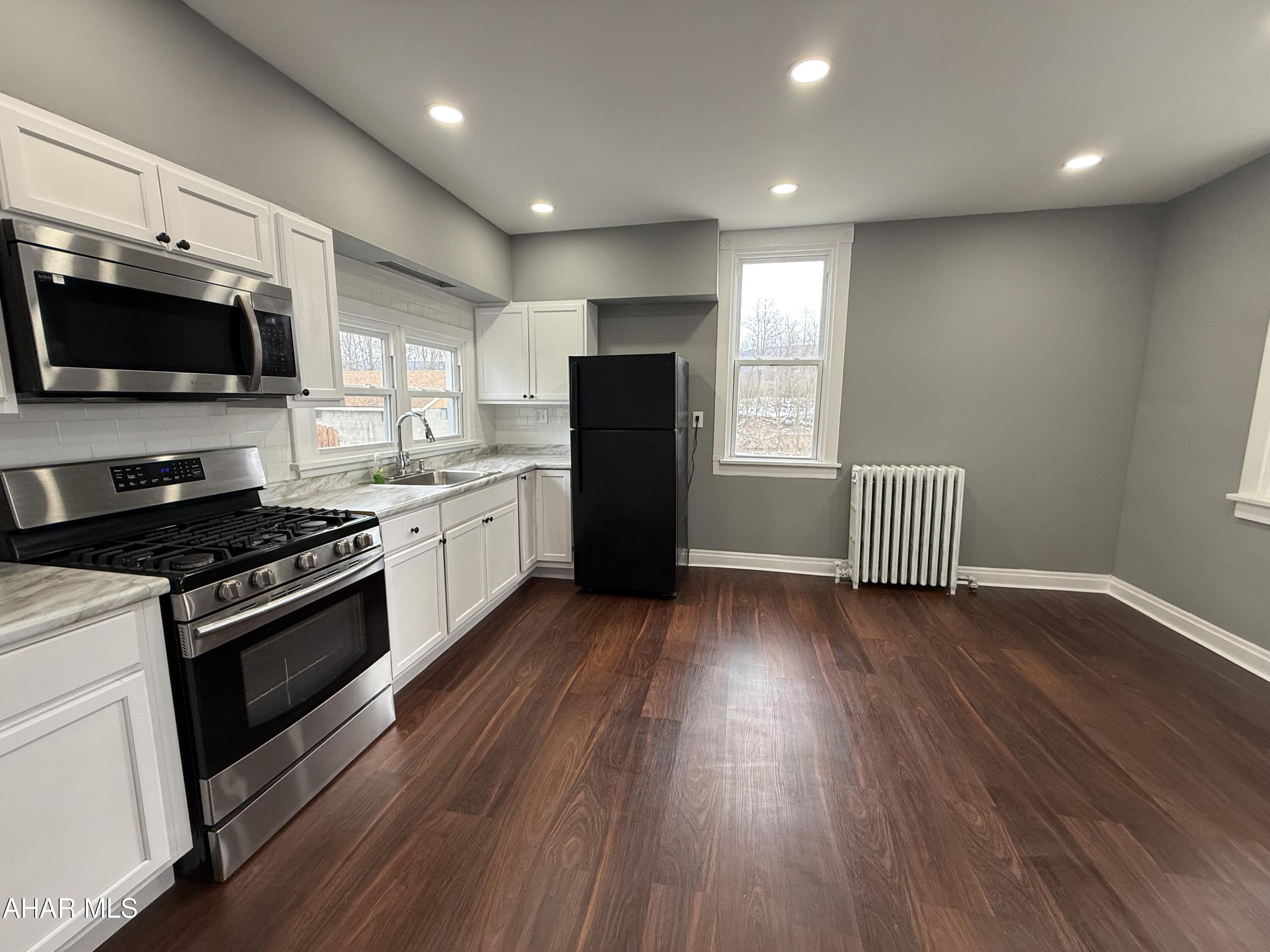 Juniata - Residential