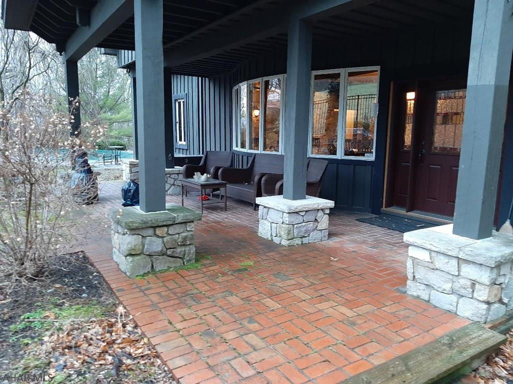 Sinking Valley - Residential