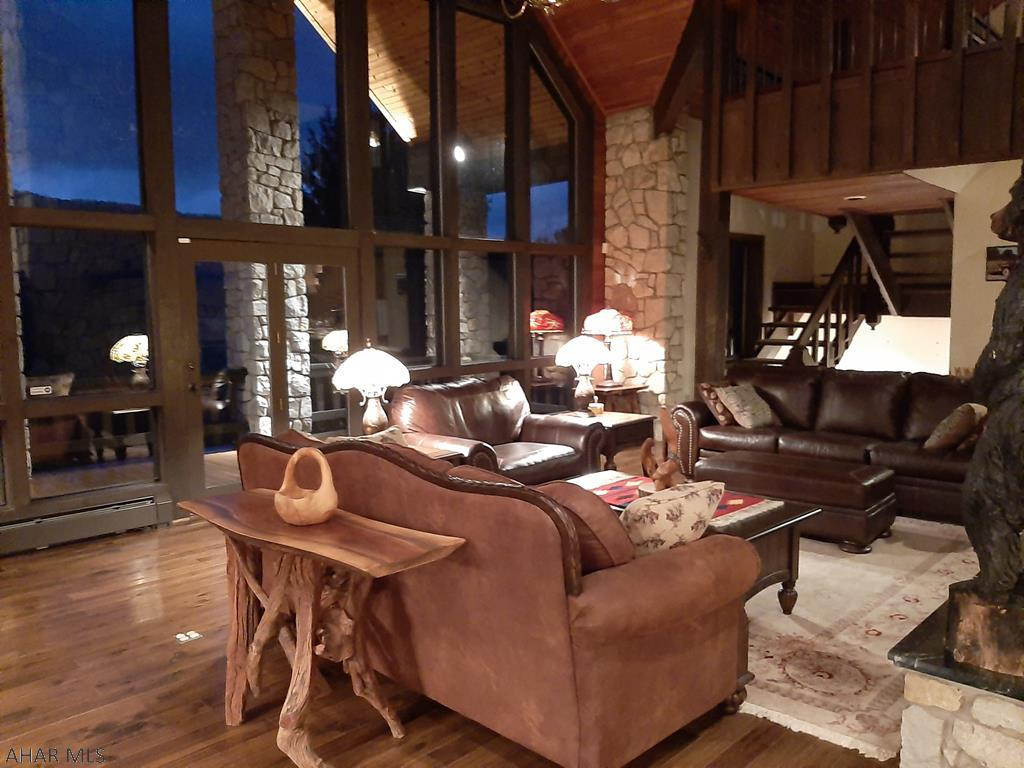 Sinking Valley - Residential