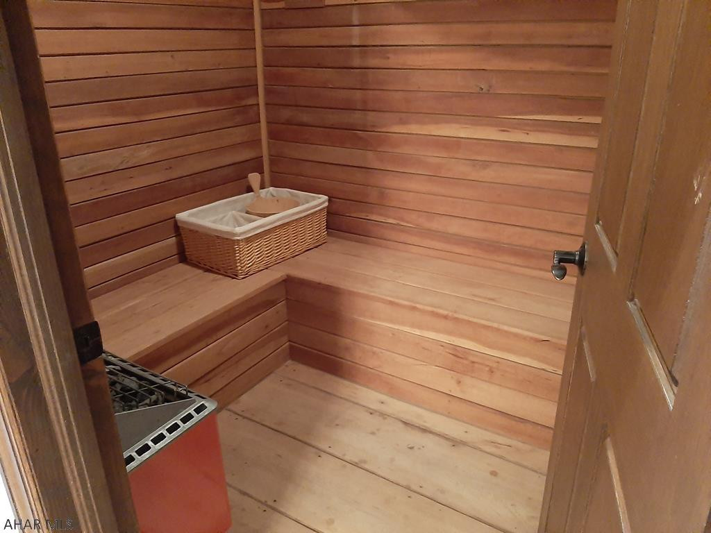 Sinking Valley - Residential