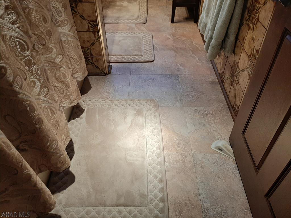 Sinking Valley - Residential