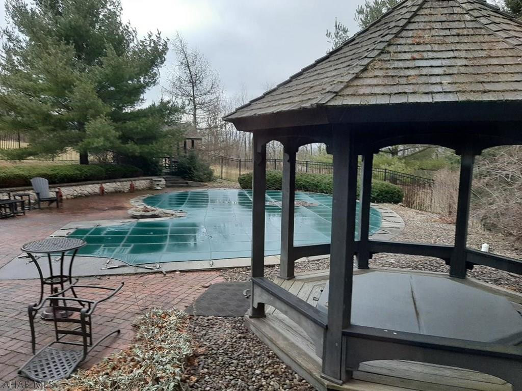 Sinking Valley - Residential