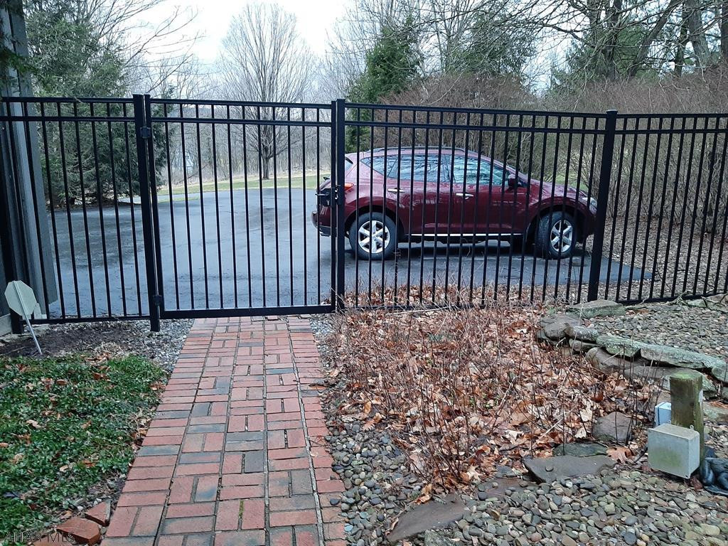 Sinking Valley - Residential