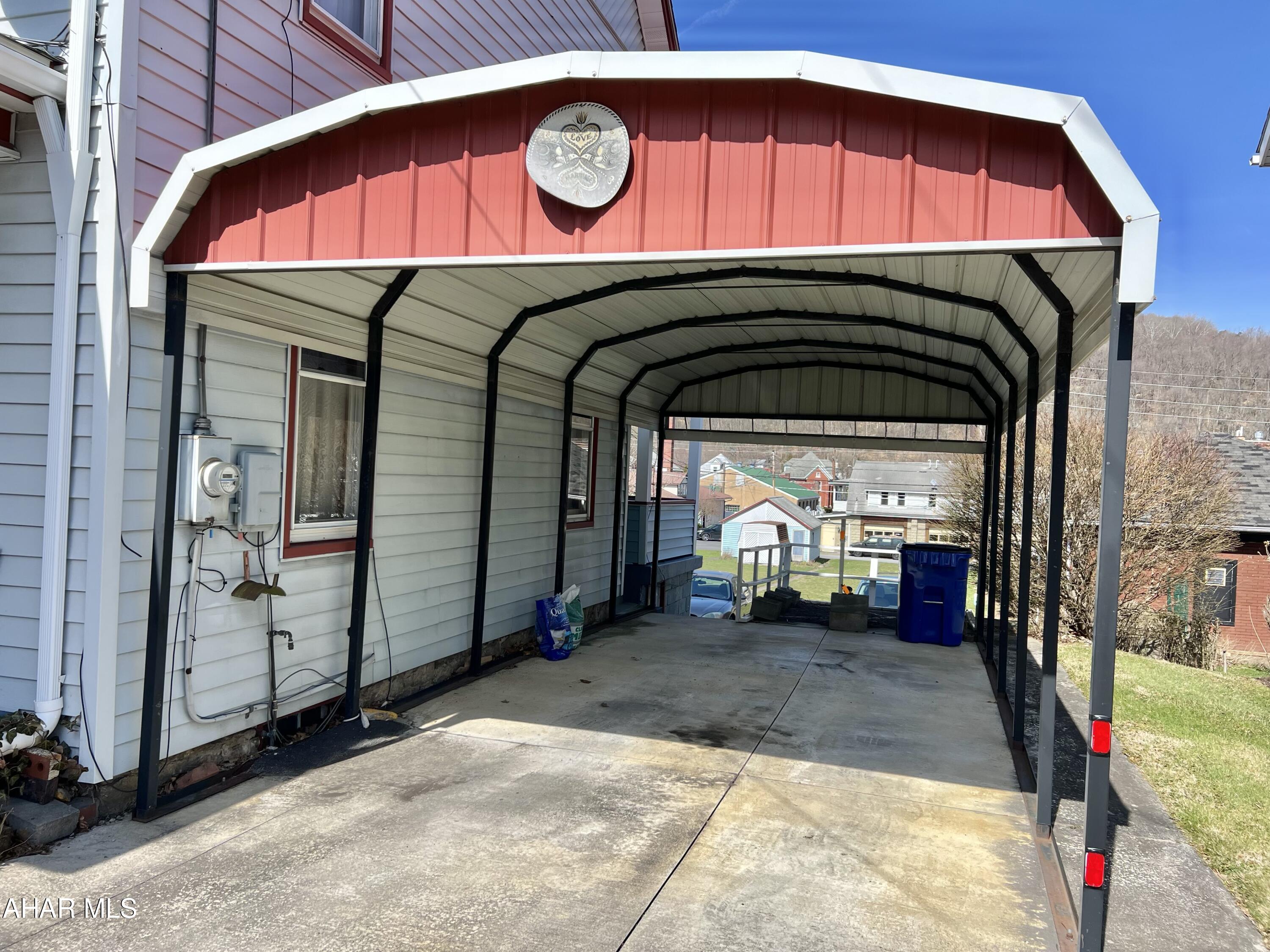 Unknown - Residential