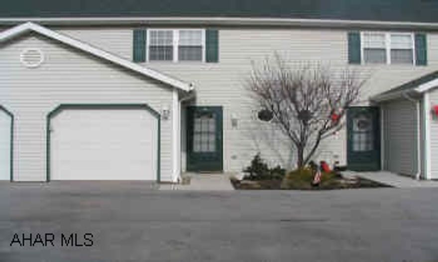 Beautiful town house great location! 2 bedrooms, 1.5 baths, living room/dining room combine, kitchen, 2nd floor laundry, central air, garge, off street parking, 20x149 lot, Investors call for information  all units for sale!! Beautiful town house great location! 2 bedrooms, 1.5 baths, living room/dining room combine, kitchen, 2nd floor laundry, central air, garge, off street parking, 20x149 lot, Investors call for information  all units for sale!!