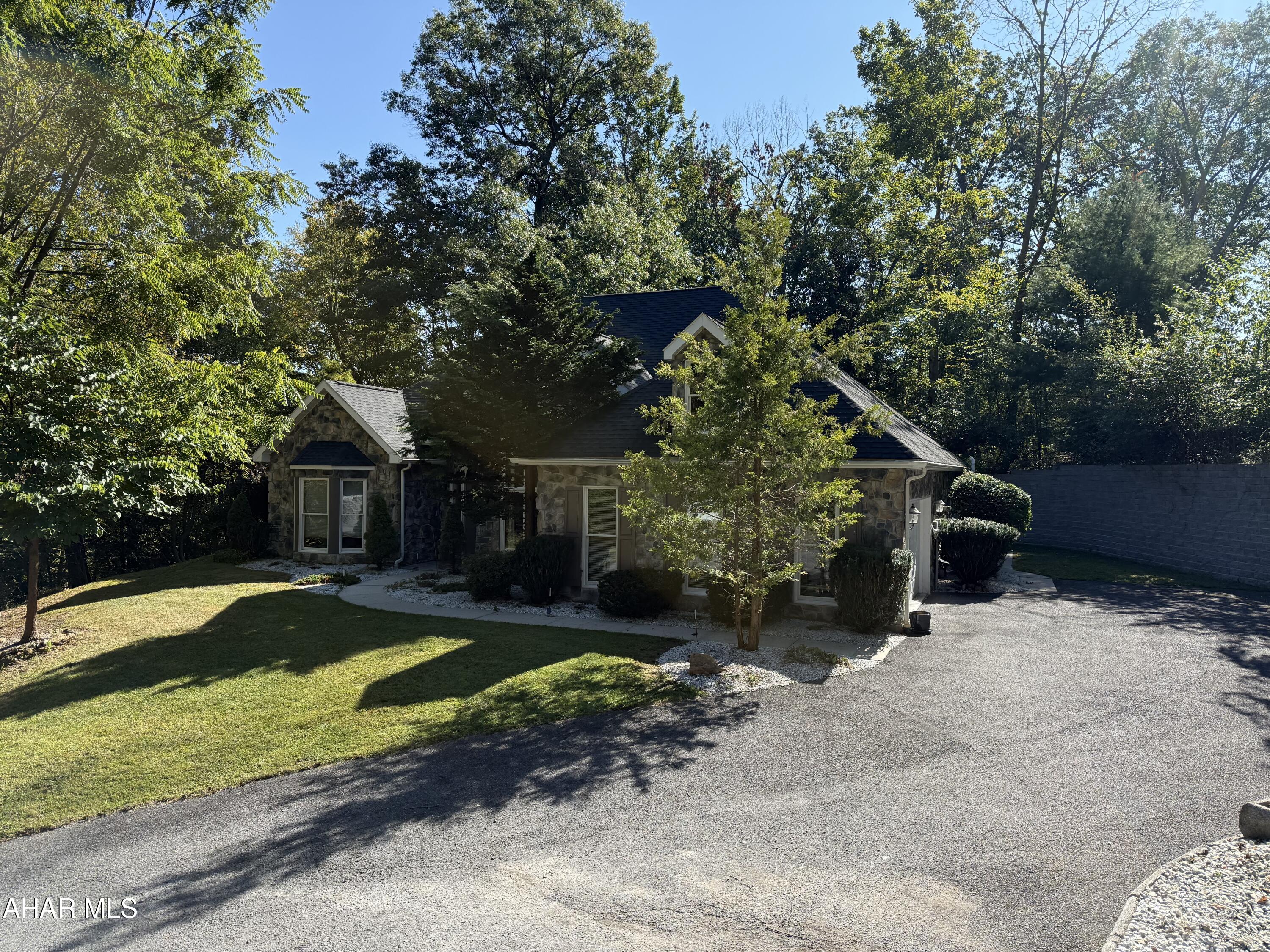 Barclay - Residential