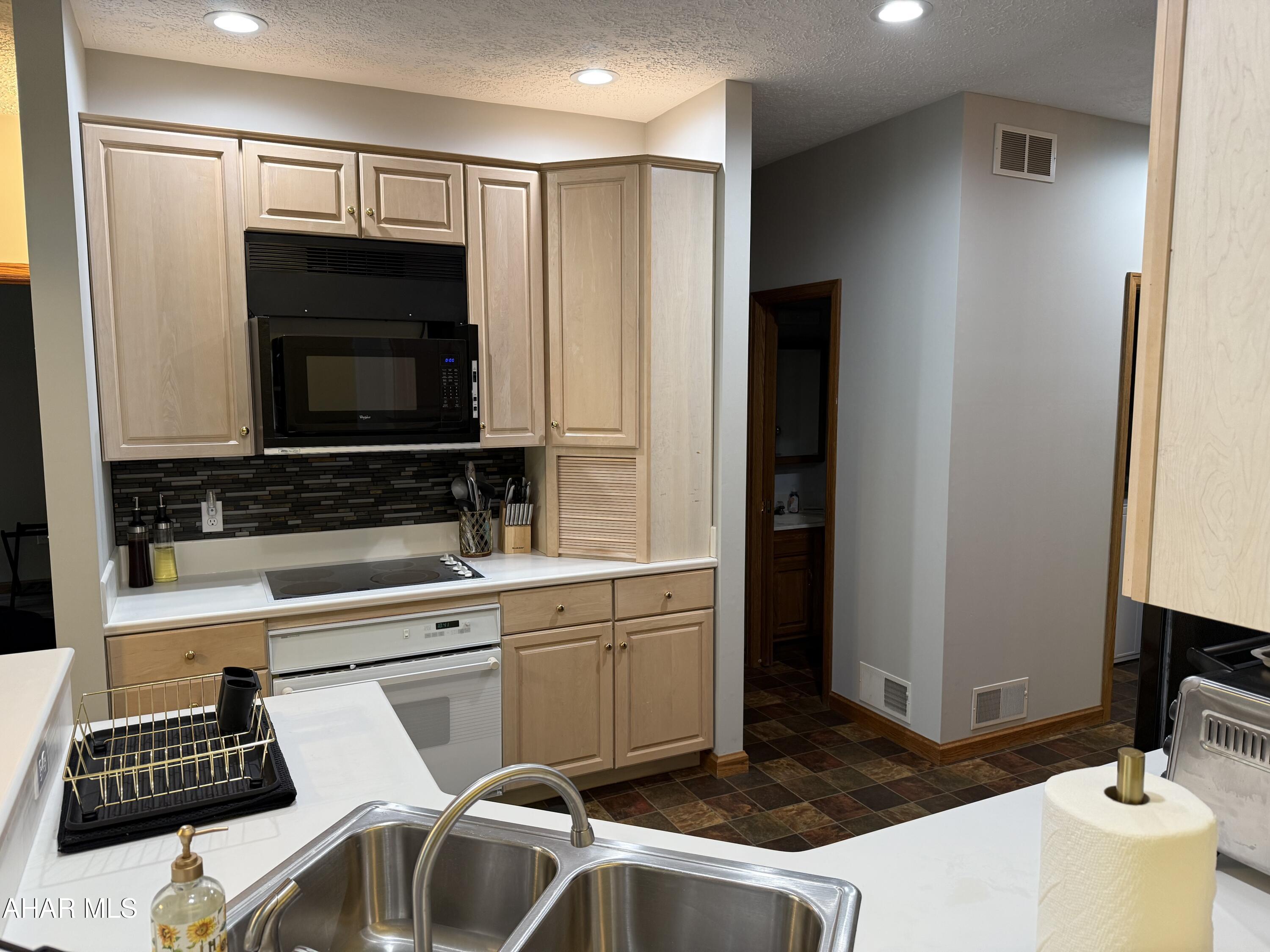 Barclay - Residential