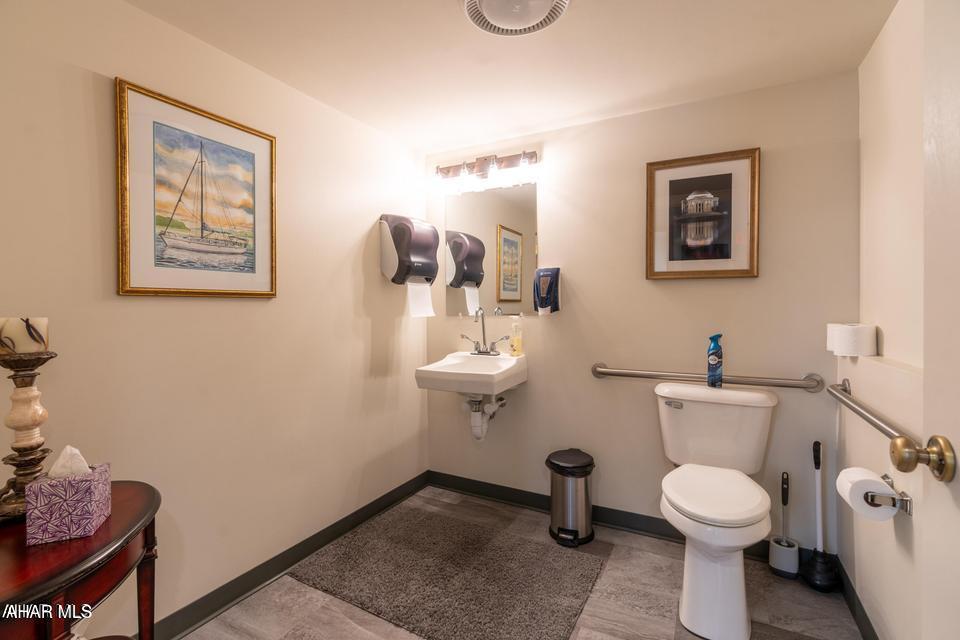 None - Commercial Lease