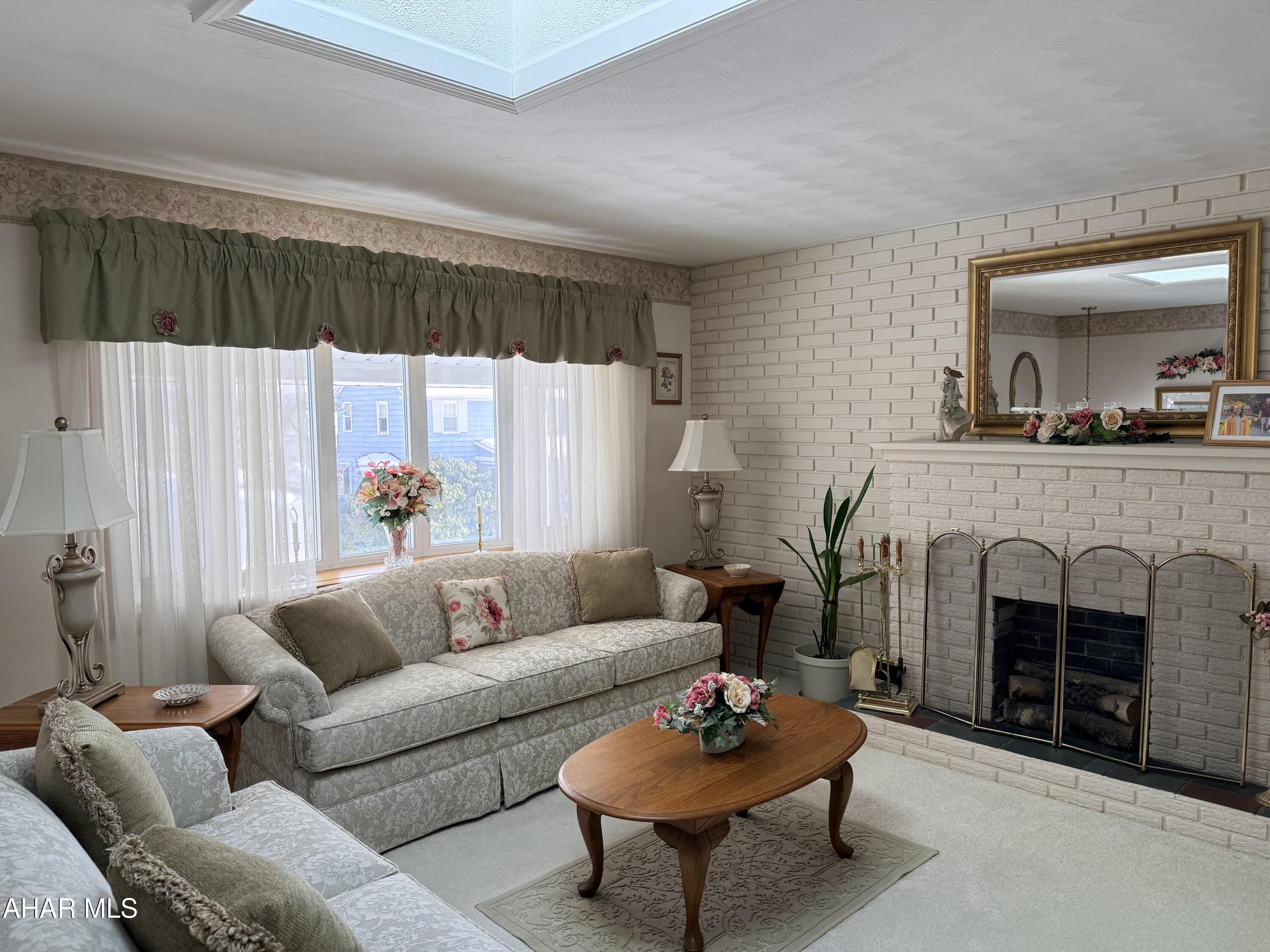 Hillcrest Community - Residential