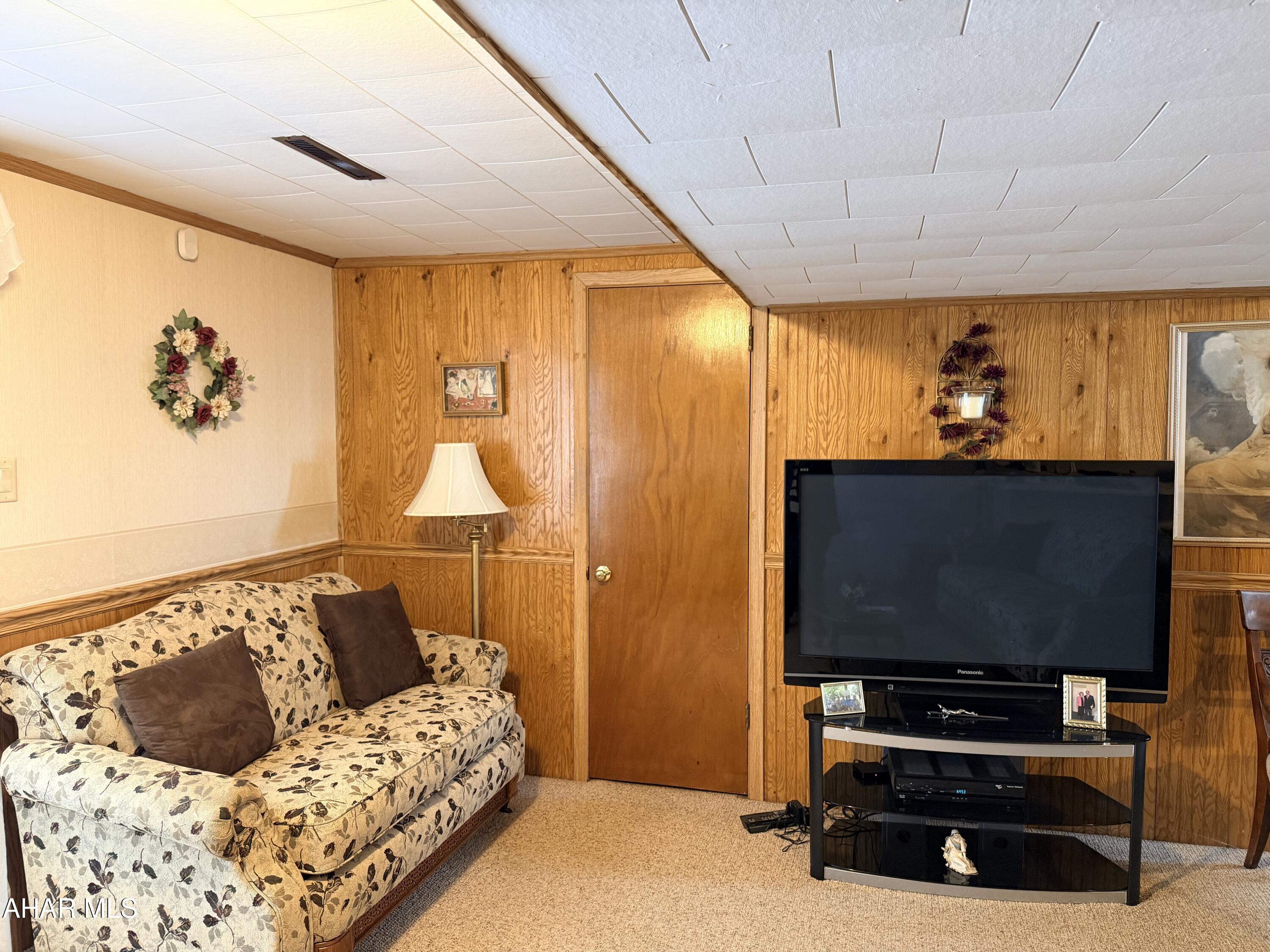 Hillcrest Community - Residential