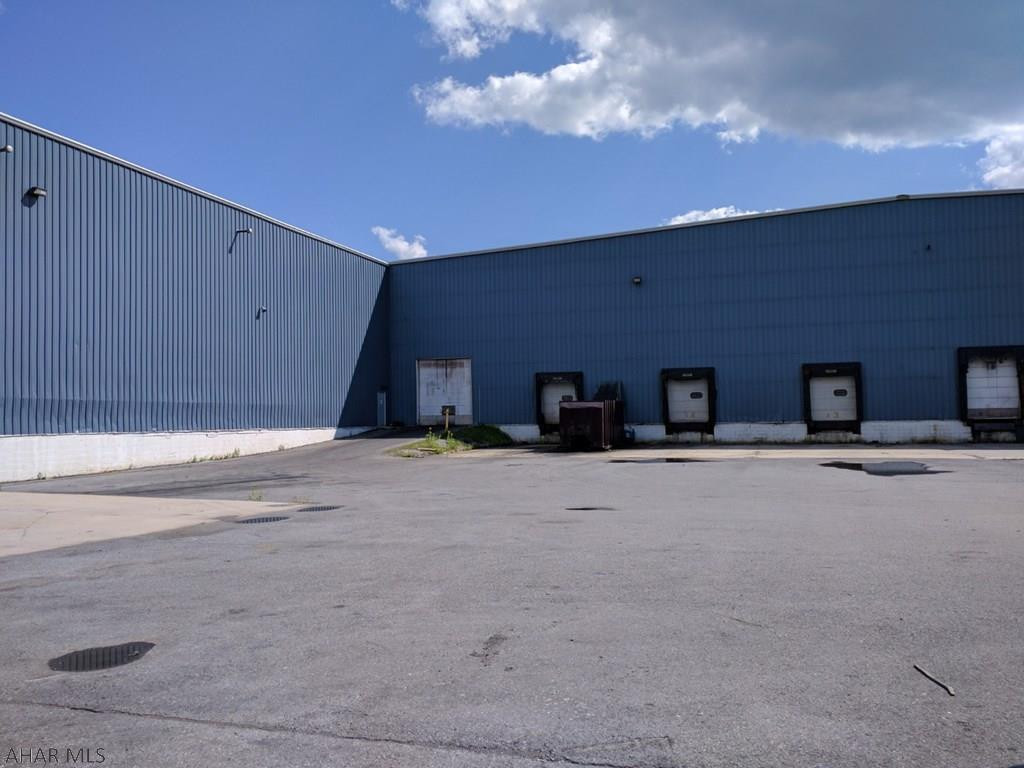 Unknown - Commercial Sale