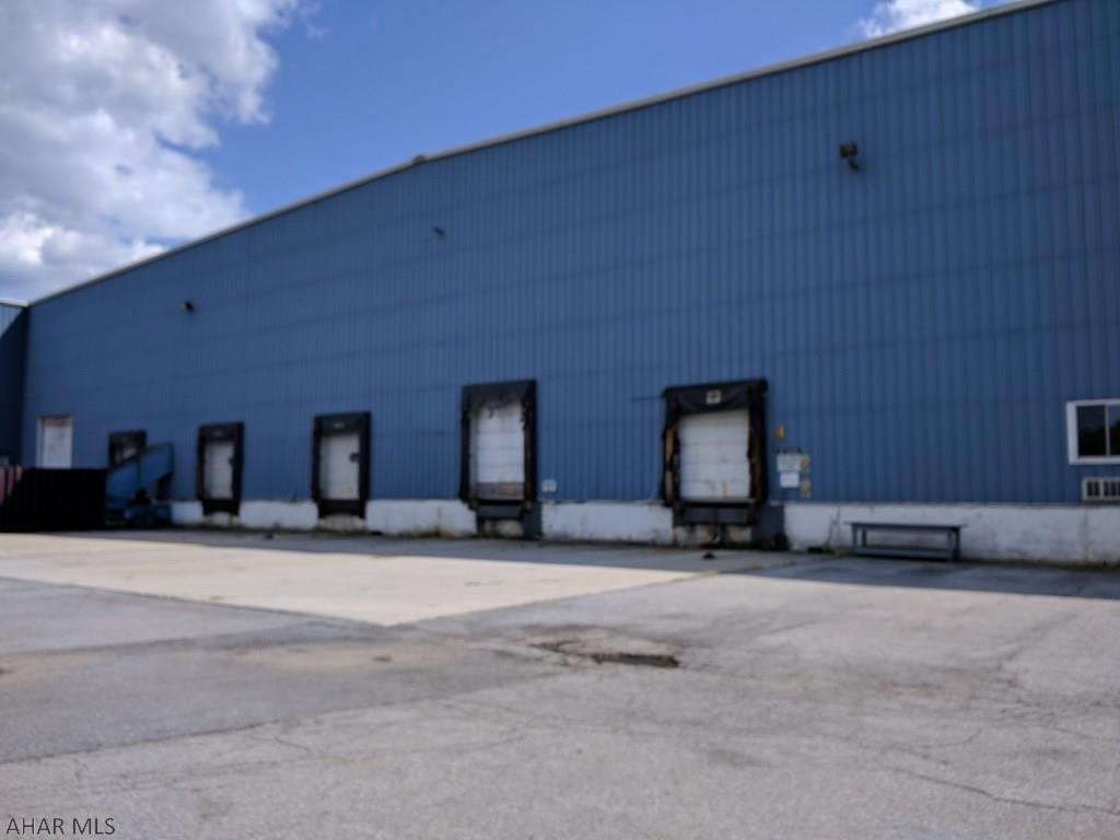 Unknown - Commercial Sale