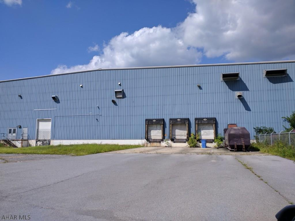 Unknown - Commercial Sale