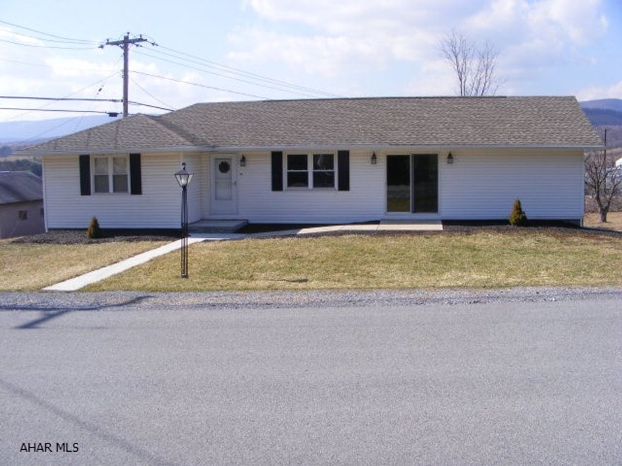 Priced to sell! Remodeled 3 bedroom, 1 bath offering a 2 year old large family room addition, updated kitchen w/ new countertops and appliances, new roof and walkways, newer furnace nd central air. Large .716 corner lot. 2 car integral garage.