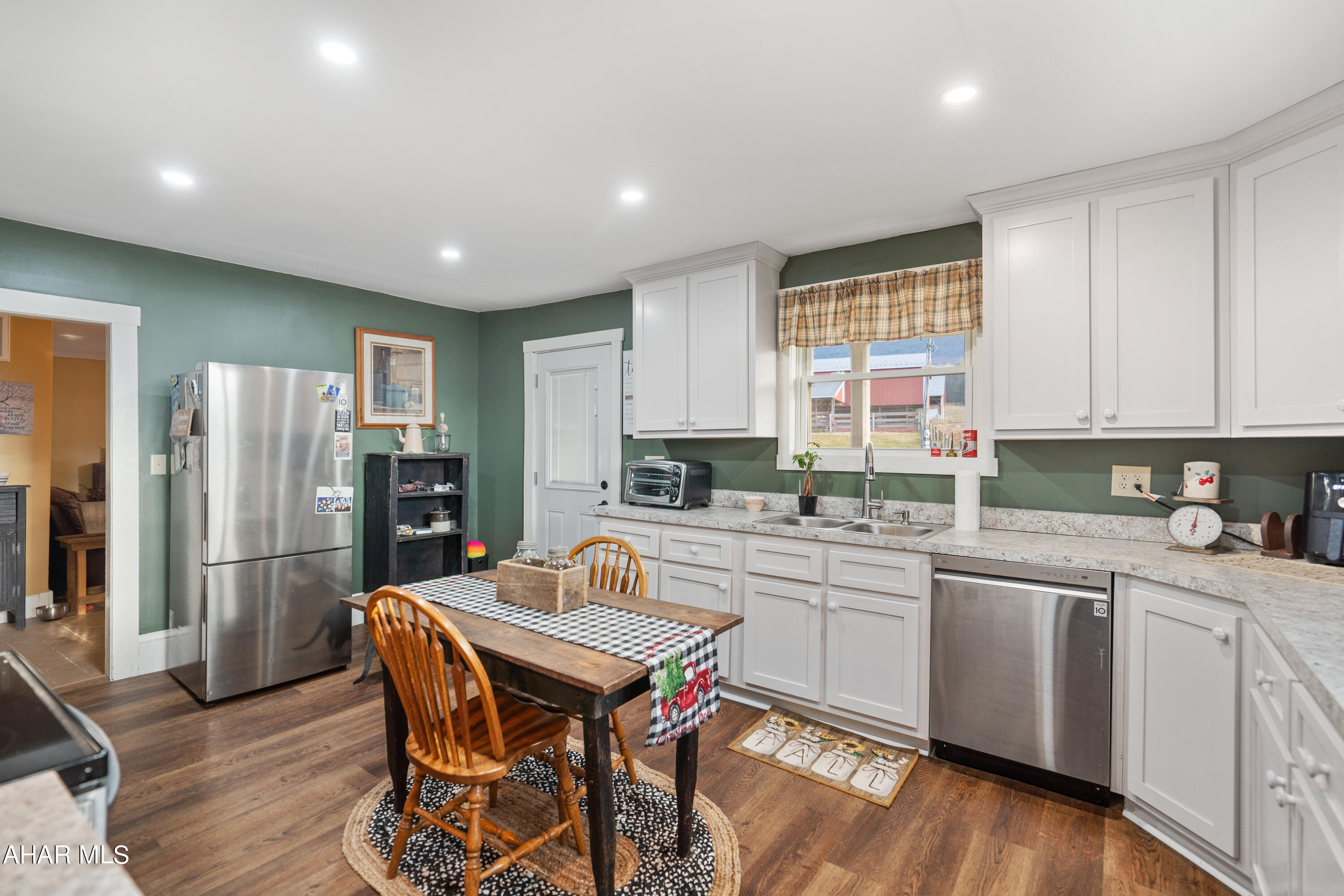 Unknown - Residential