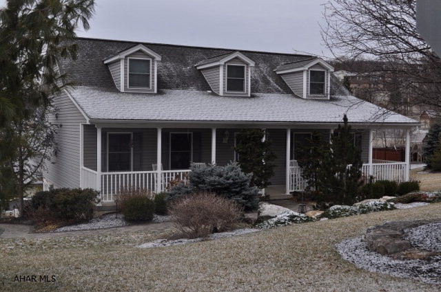 Maple Hollow - Residential