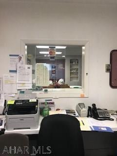 Unknown - Commercial Sale