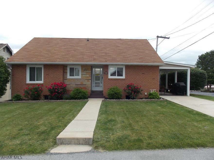Cute as a button, this 1.5 story home is adorable!  Beautiful new kitchen with granite counter tops.  Two bedrooms on the 1st floor with hardwood floors.  Upstairs is a large master suite with a sitting area and a half bath.  Full bath is on the first floor.  The LR has a gas fireplace and the dining area on the other end of the living room has a huge window with a view.  This home is a gem in the Boro and will not last long.  Call today to set up your showing.  Please remove your shoes.