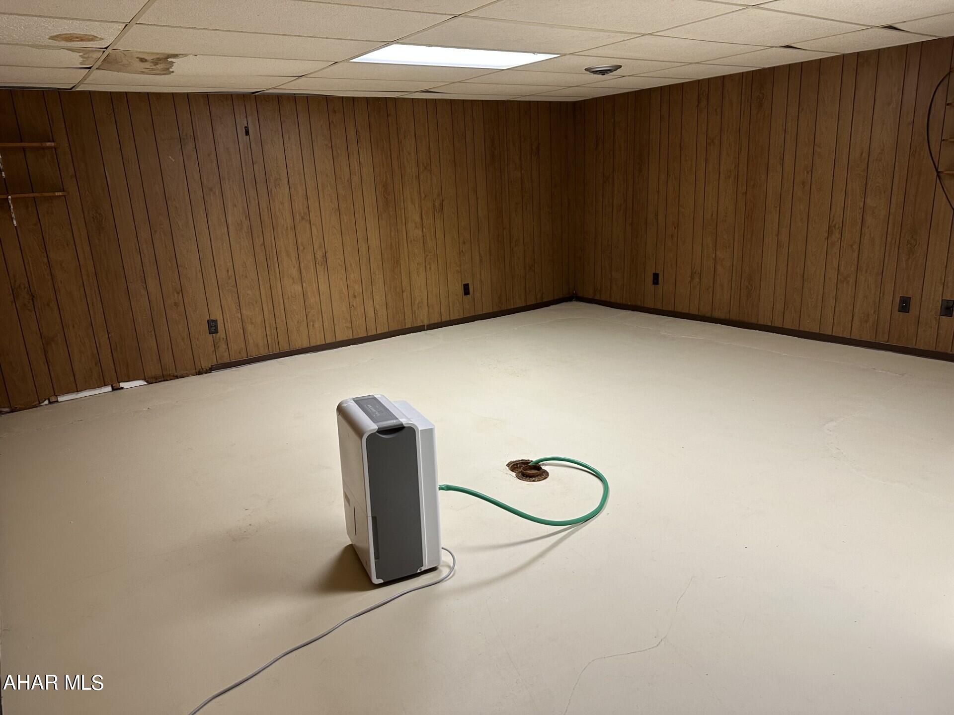 Crestwood - Residential