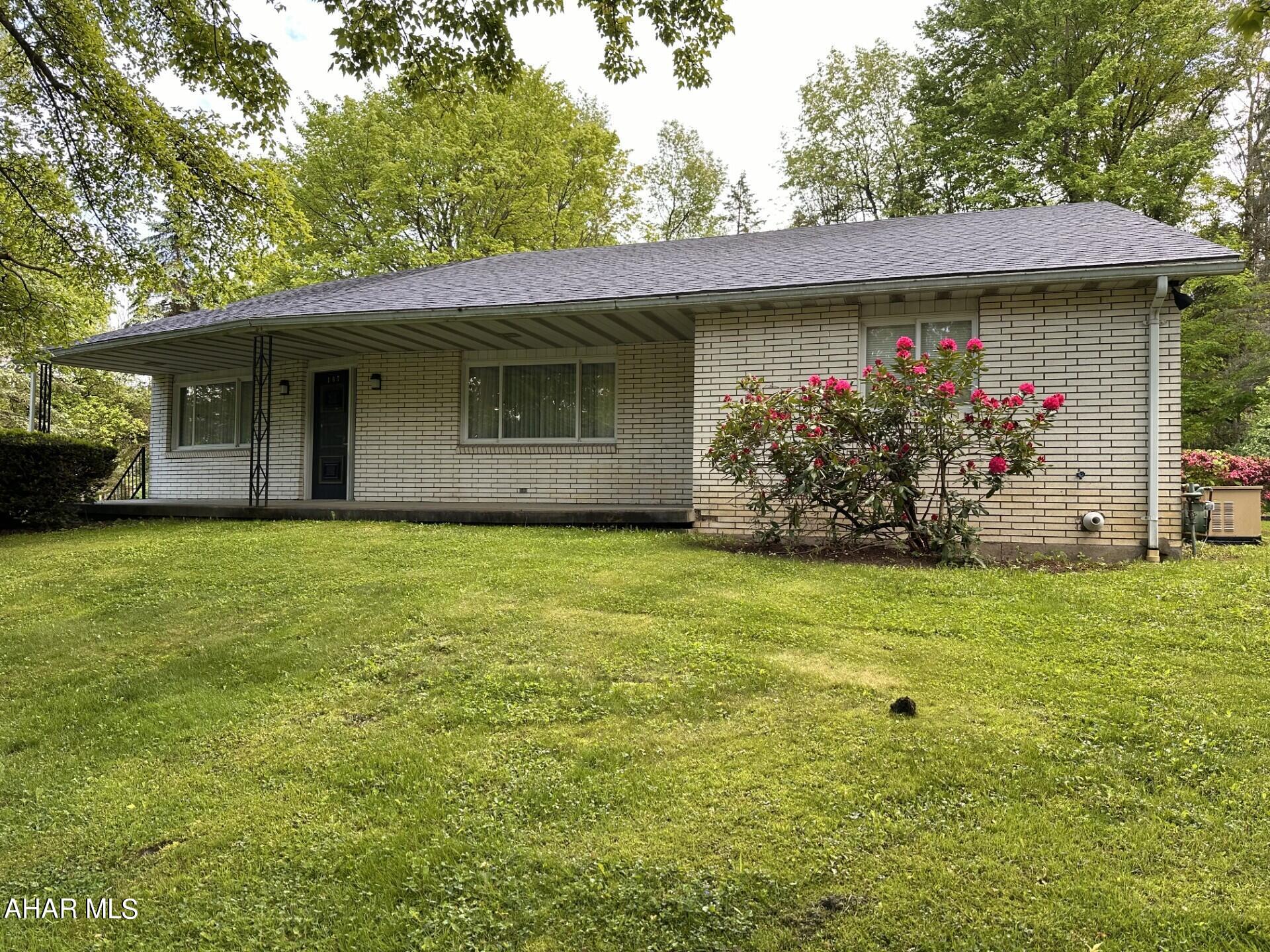 Crestwood - Residential