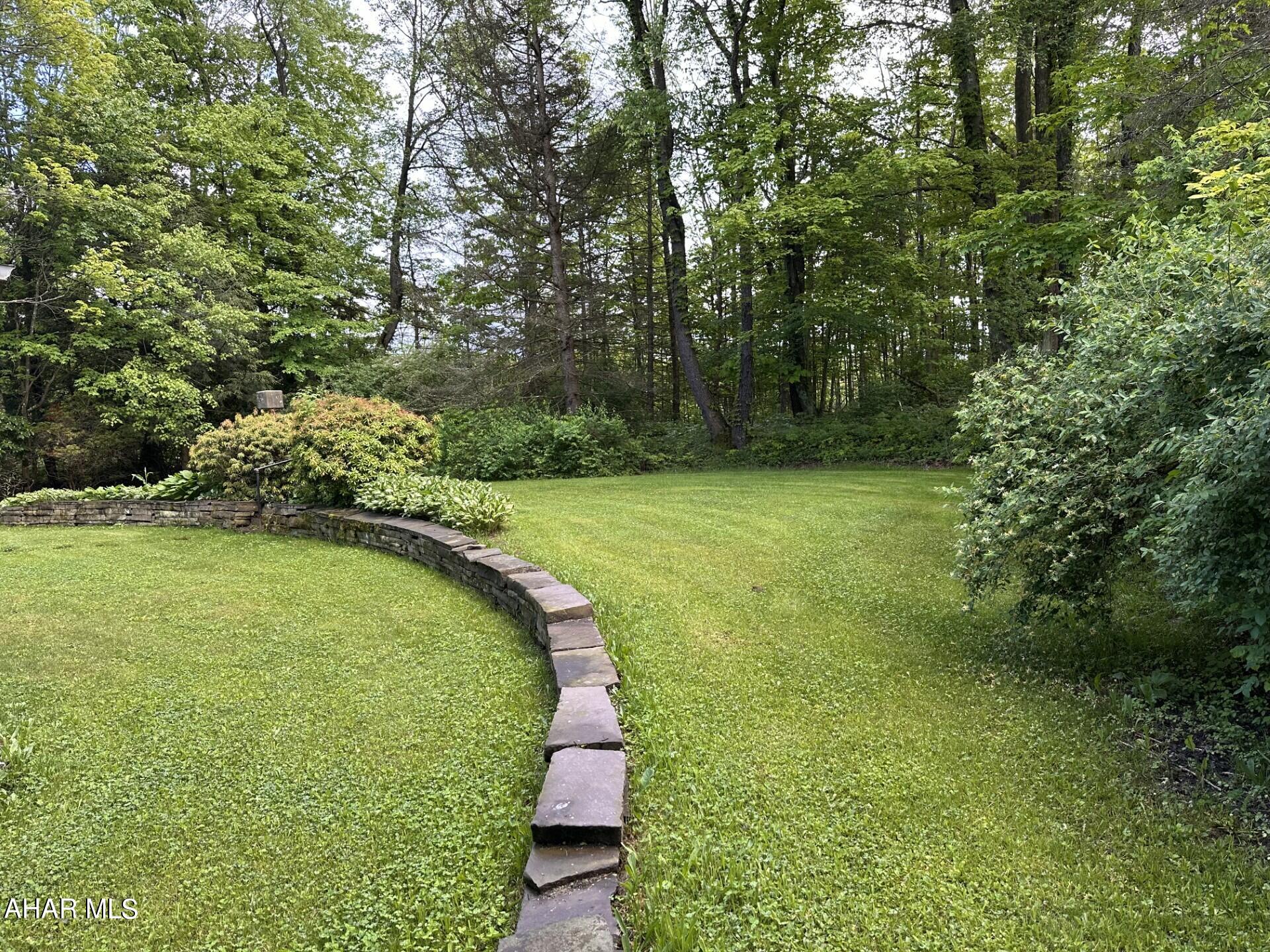 Crestwood - Residential