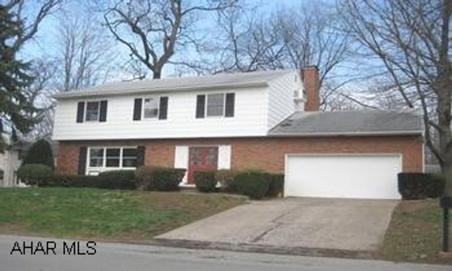 Large 2 story home on beautiful Beaumont Drive! 4 BR, 3 BA, kitchen w/new refrigerator & range, LR & DR with new carpet, & FR w/FP. Don't miss out! Call Kerry 932-4616. Large 2 story home on beautiful Beaumont Drive! 4 BR, 3 BA, kitchen w/new refrigerator & range, LR & DR with new carpet, & FR w/FP. Don't miss out! Call Kerry 932-4616.