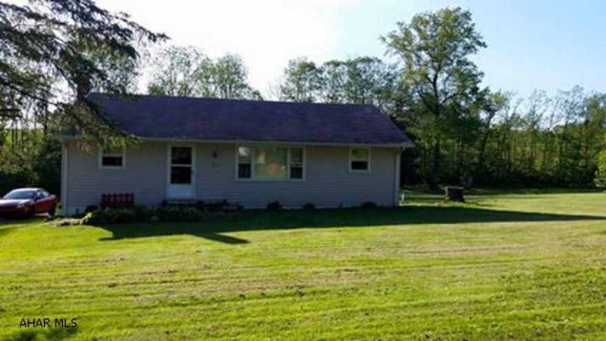 MOTIVATED SELLER!!!Great location in Woodbury! This 3 bedroom 2 bath home sits on just over an acre of flat property. Basement can be finished if you need more room. New wood burner, oil tank, and newer furnace. Bordering the back of the property is a stream stocked with trout. Property DOES NOT require flood insurance. With a few finishing touches this could be the home of your dreams! Call today for your showing.