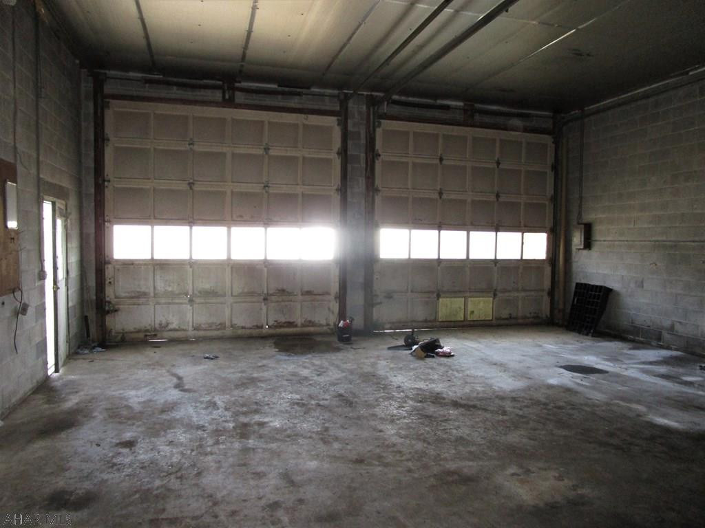 Unknown - Commercial Sale