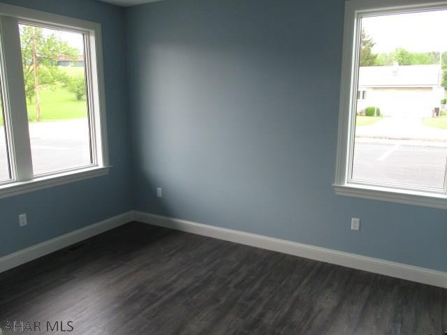 Unknown - Commercial Lease