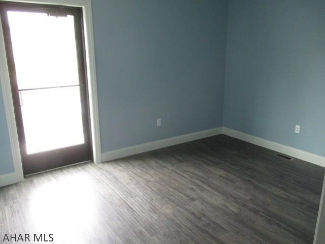 Unknown - Commercial Lease