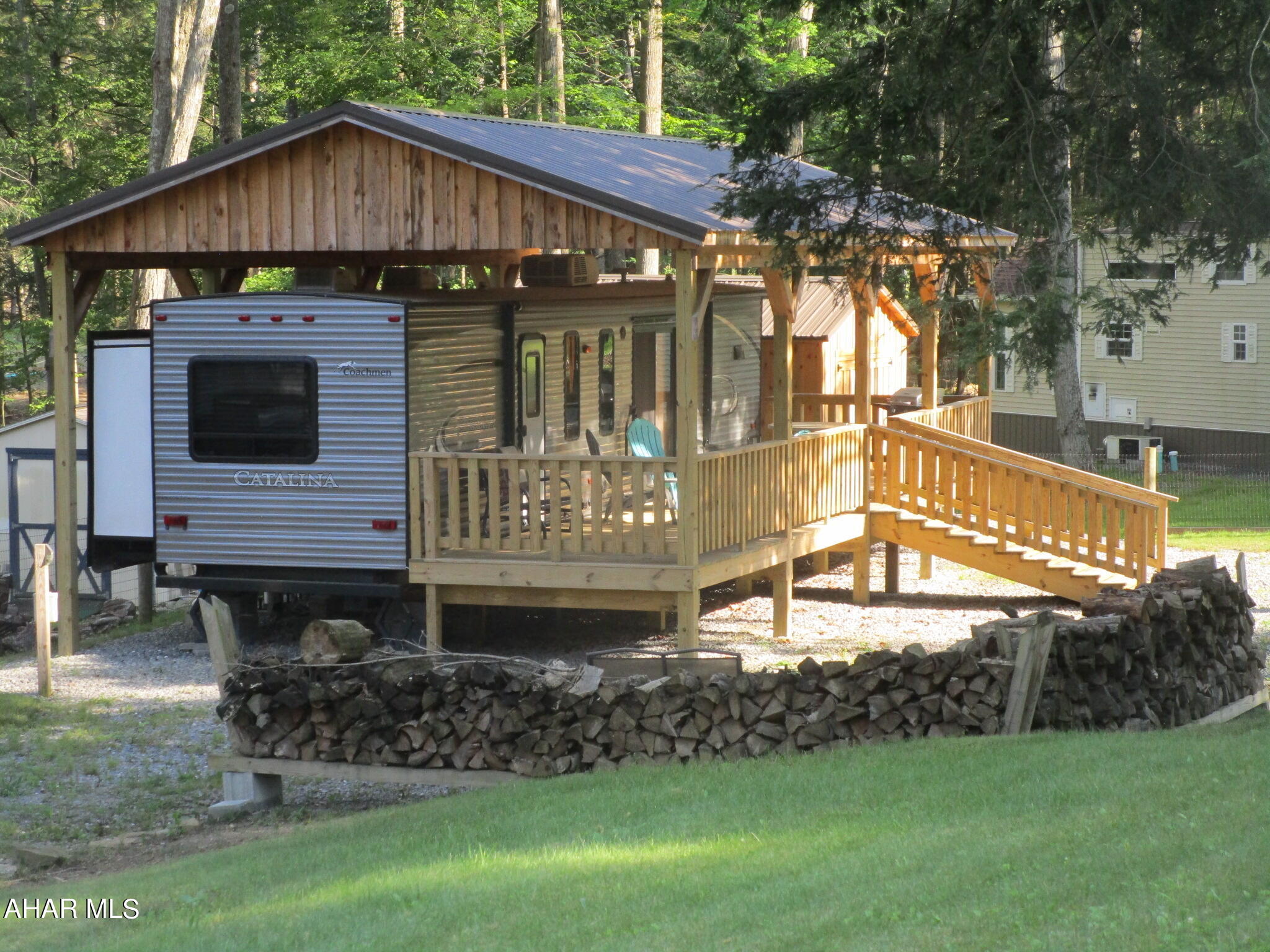 Glendale Yearound - Residential