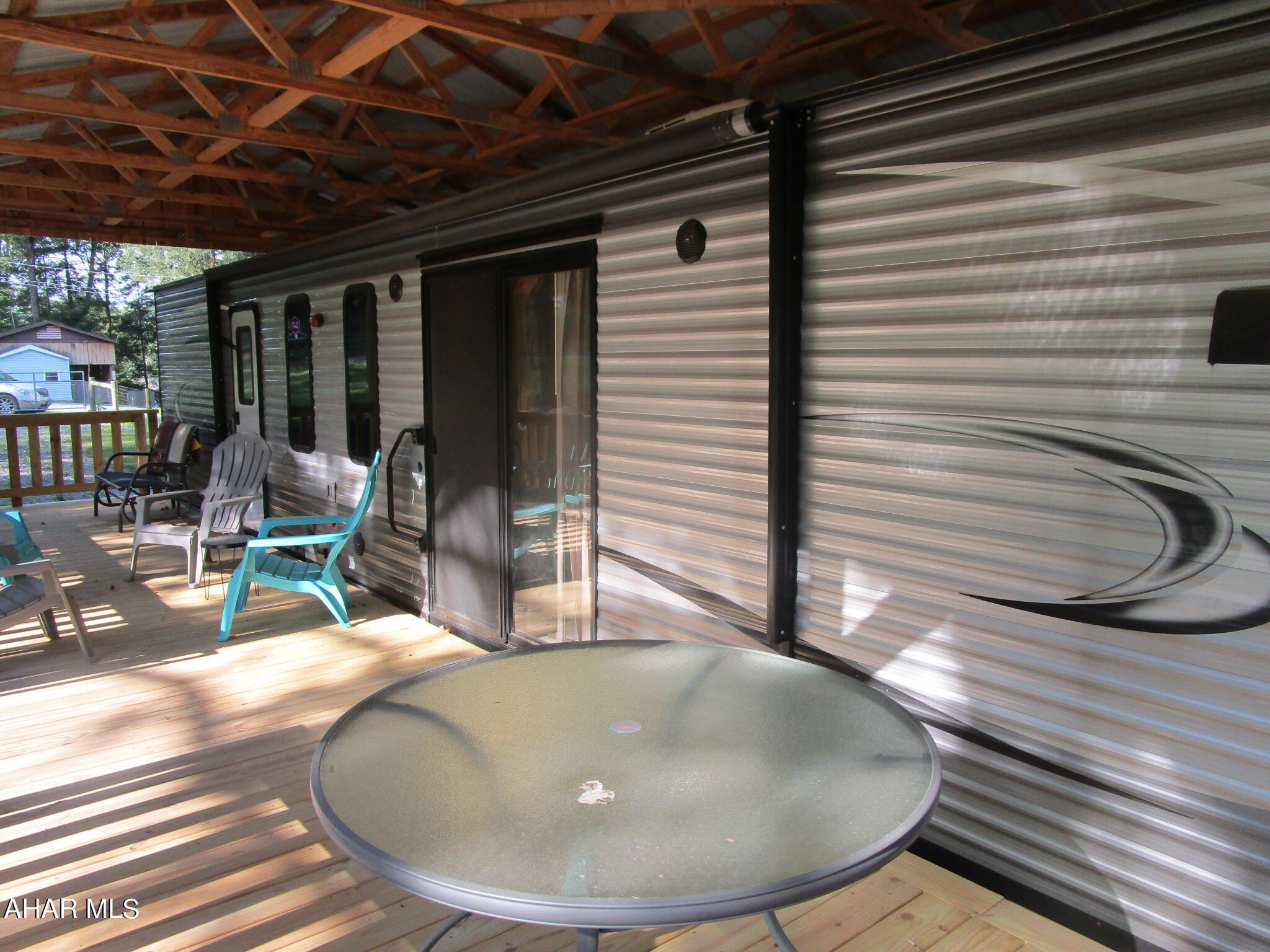 Glendale Yearound - Residential