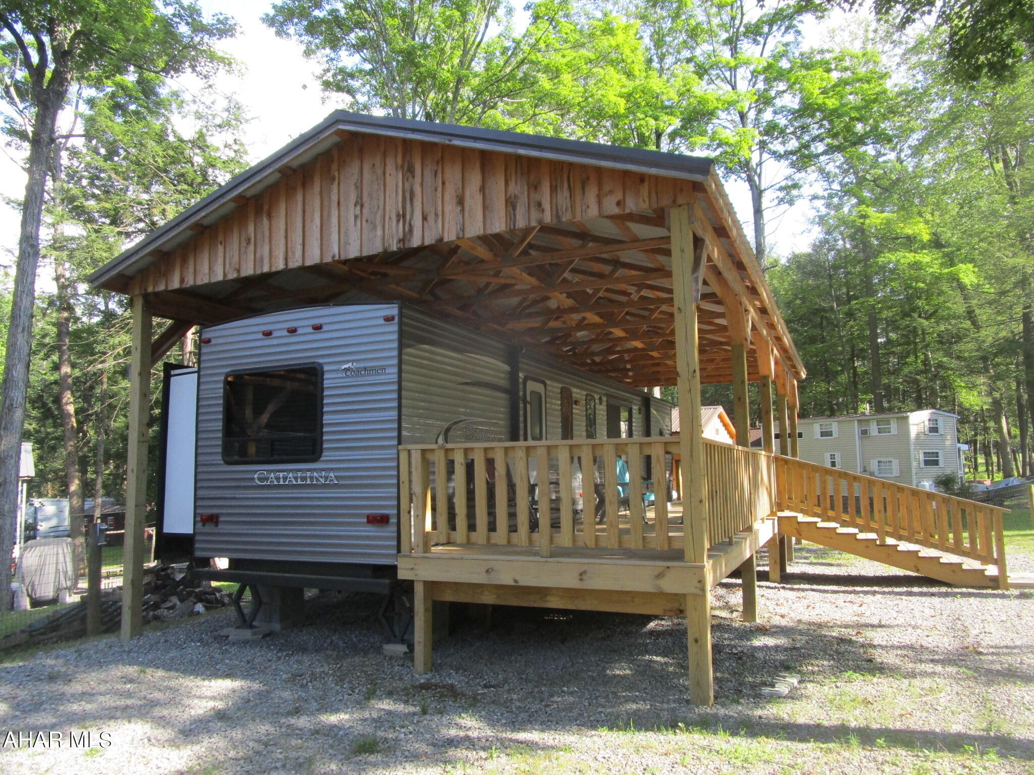 Glendale Yearound - Residential