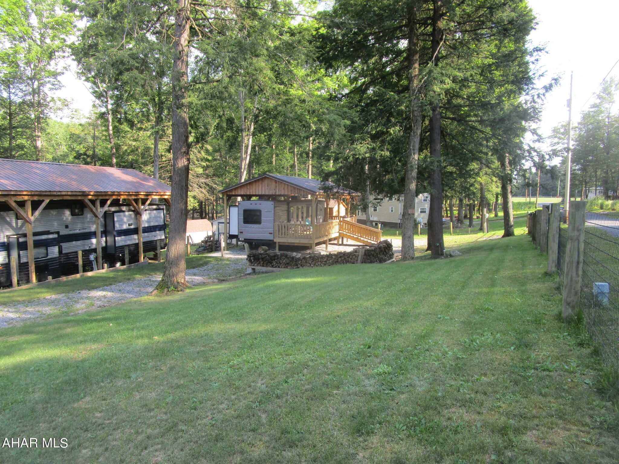 Glendale Yearound - Residential