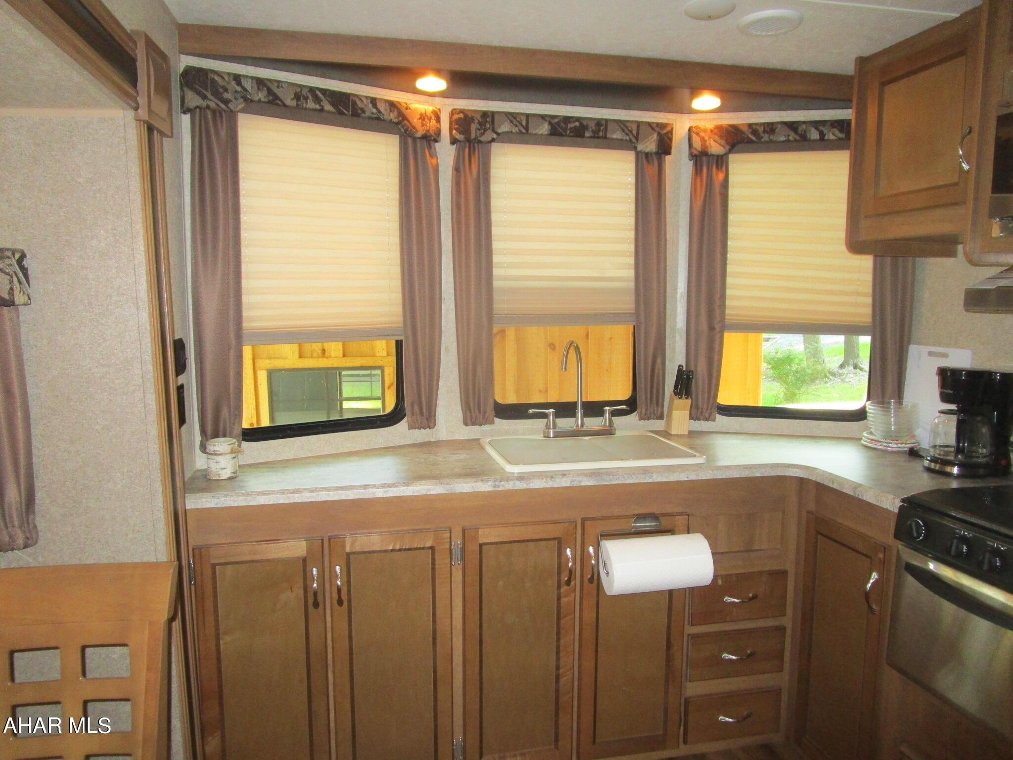 Glendale Yearound - Residential