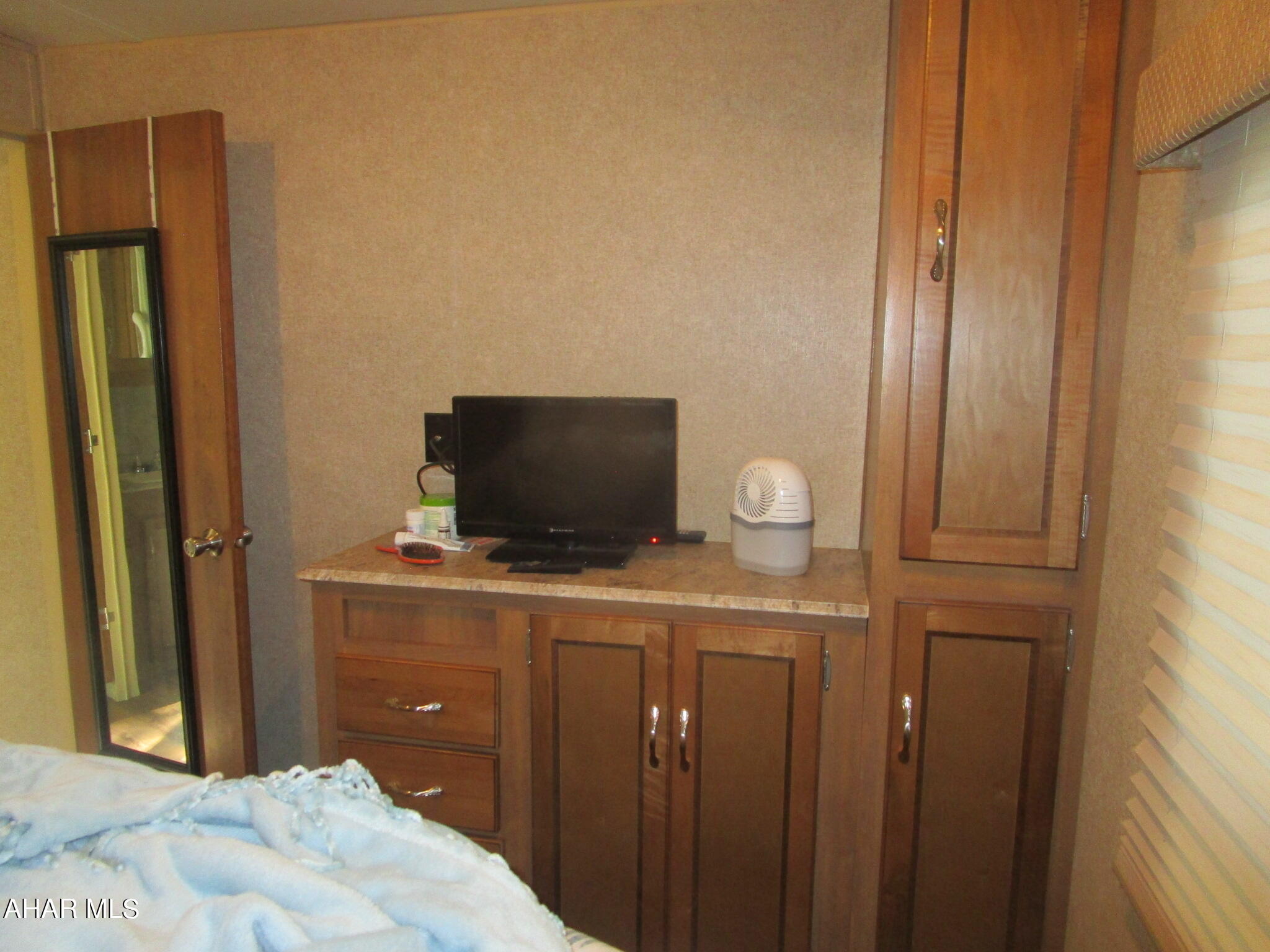 Glendale Yearound - Residential