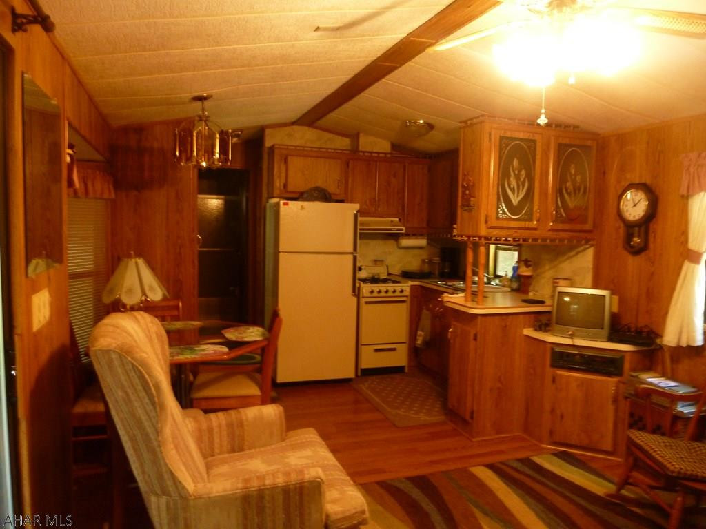 Glendale Yearound - Residential