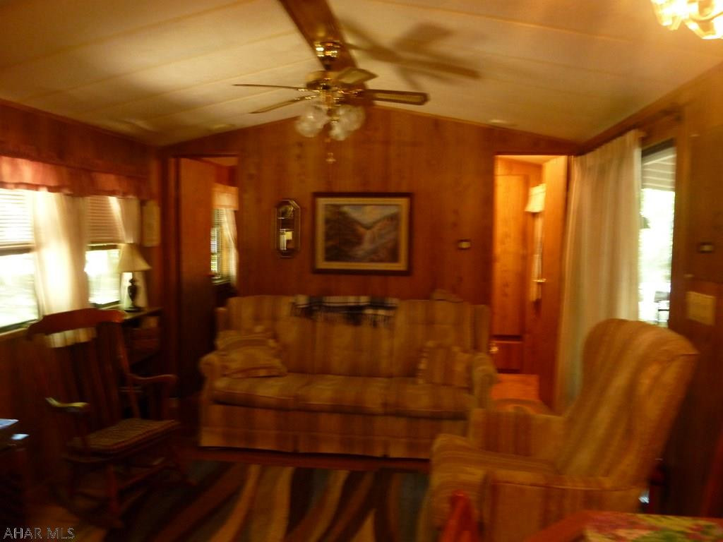 Glendale Yearound - Residential