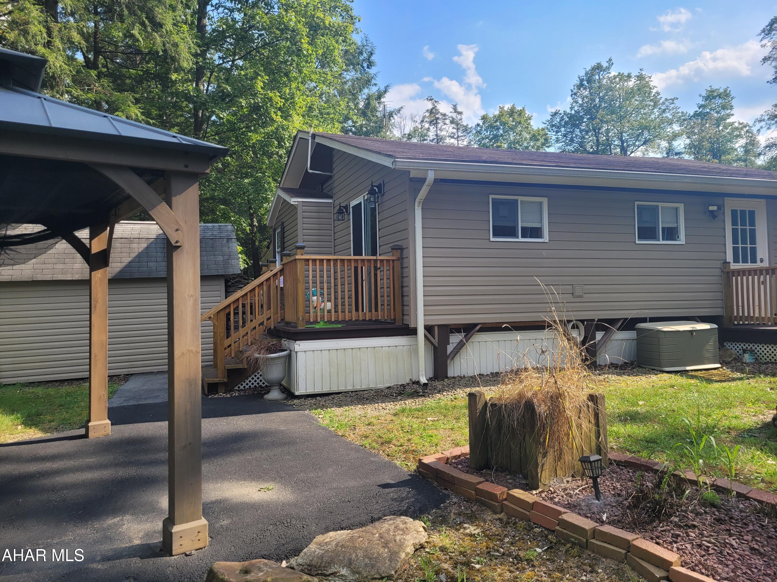 Glendale Yearound - Residential