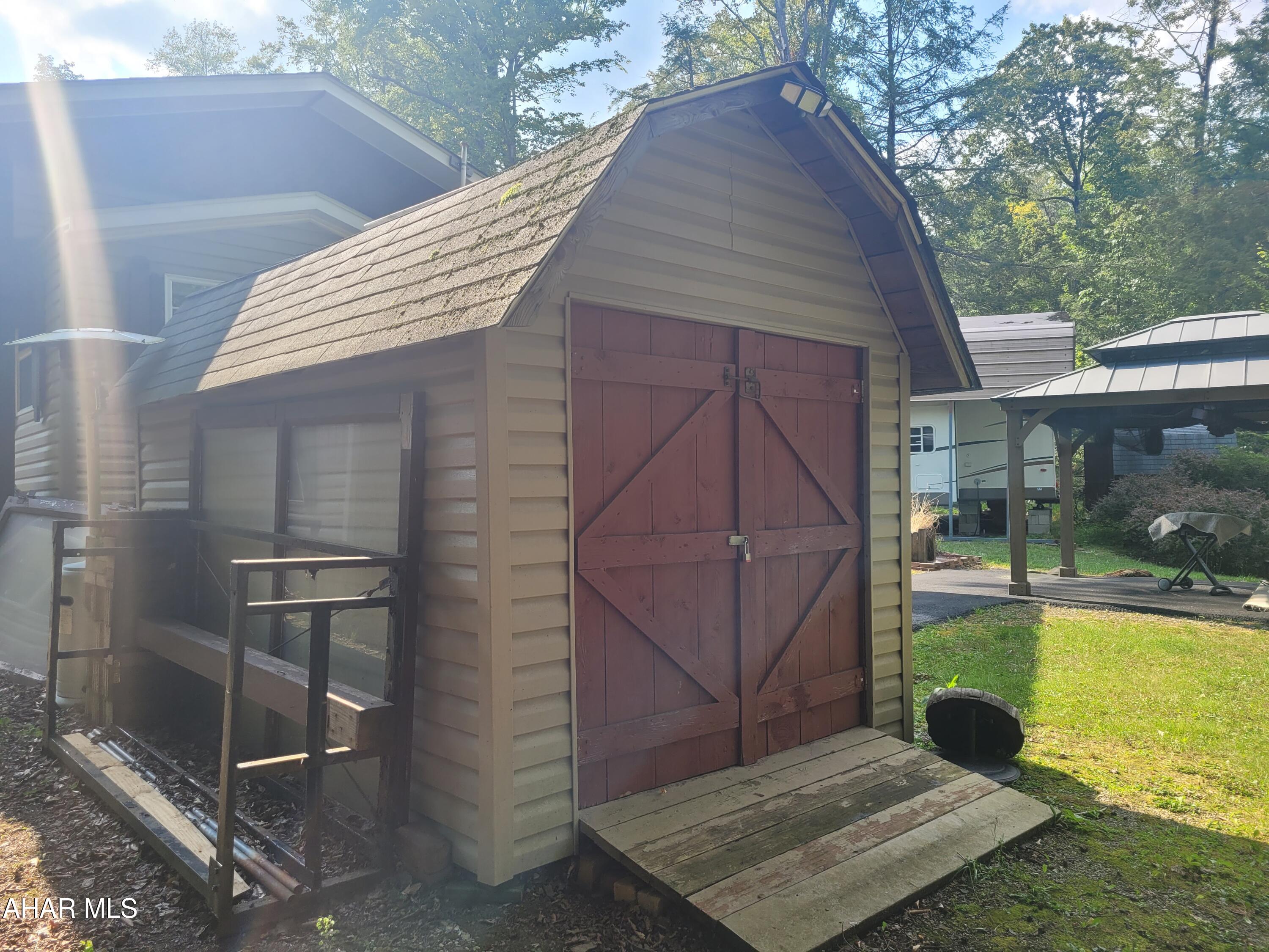 Glendale Yearound - Residential