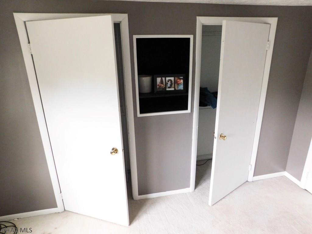 Maple Hollow - Residential