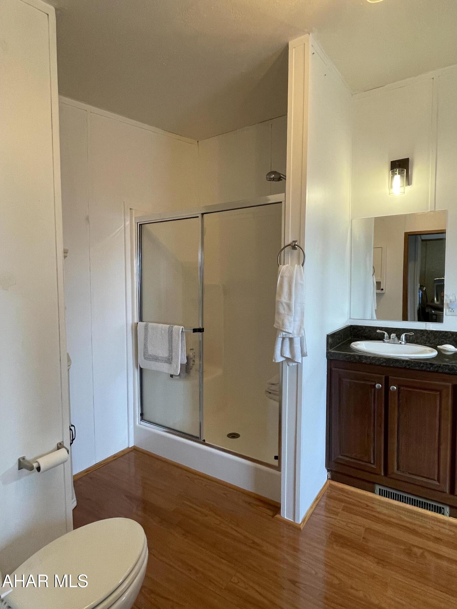 Laurel Woods - Residential