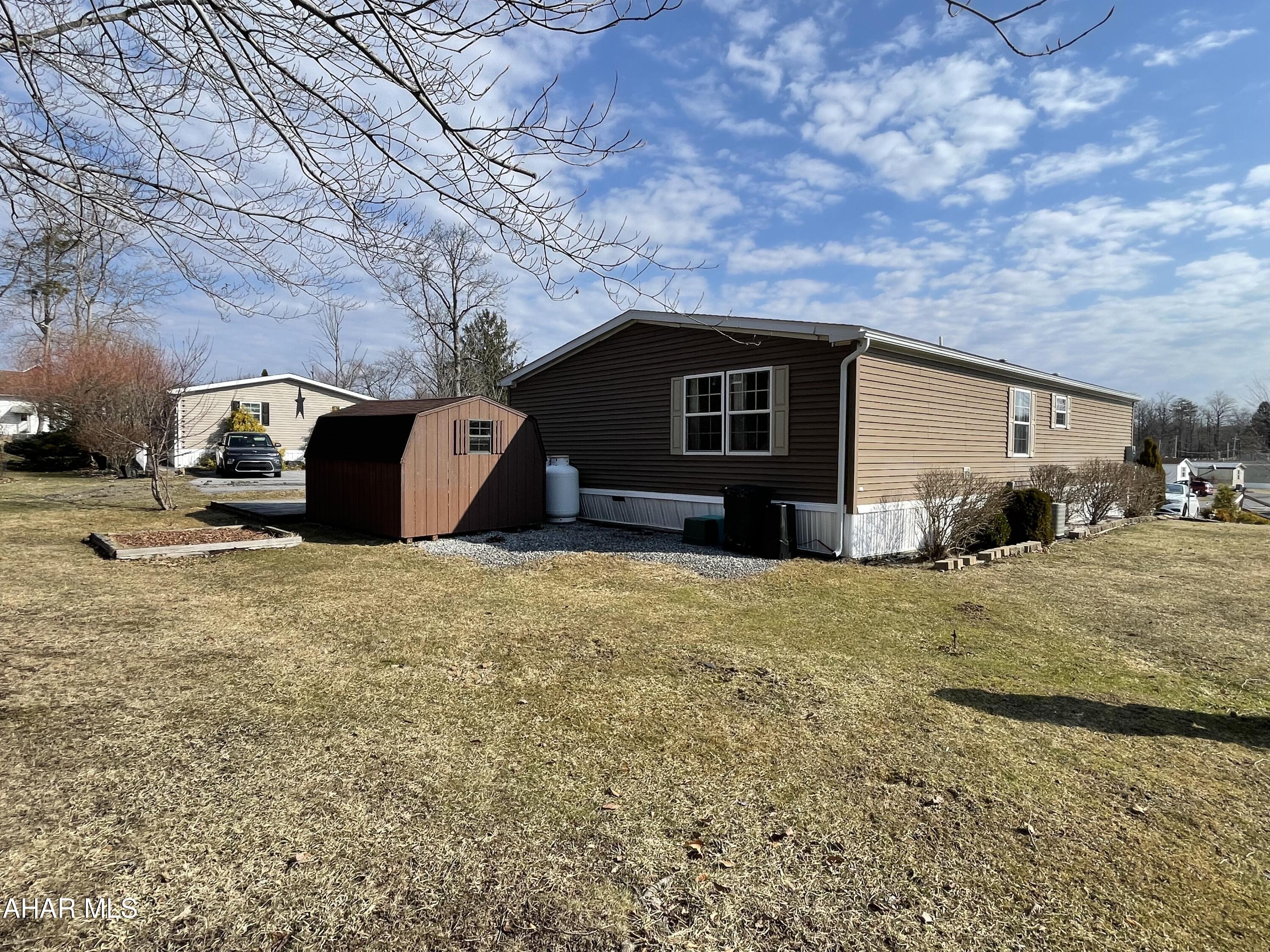 Laurel Woods - Residential