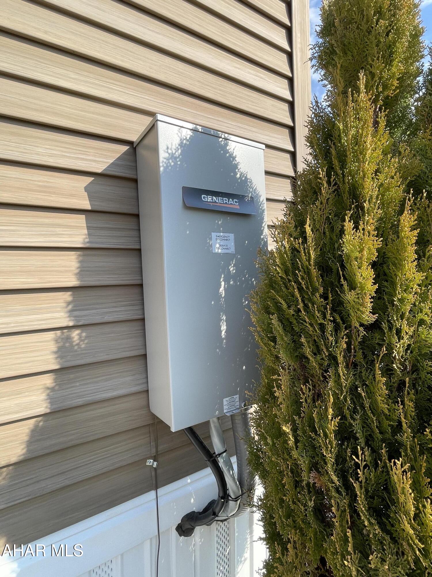 Laurel Woods - Residential