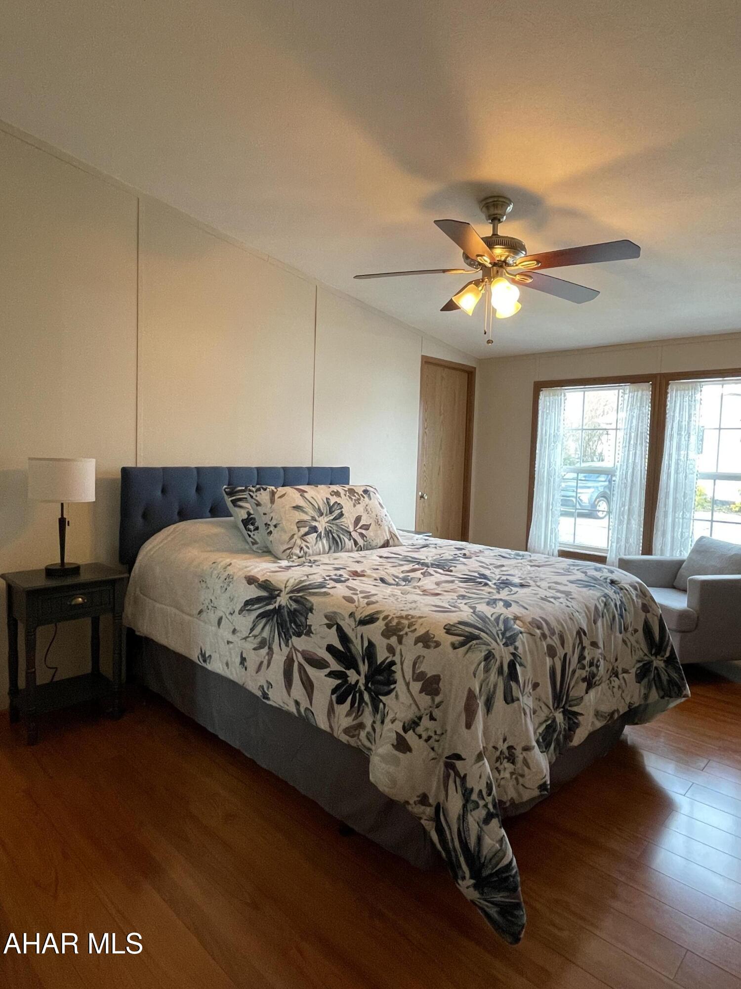 Laurel Woods - Residential