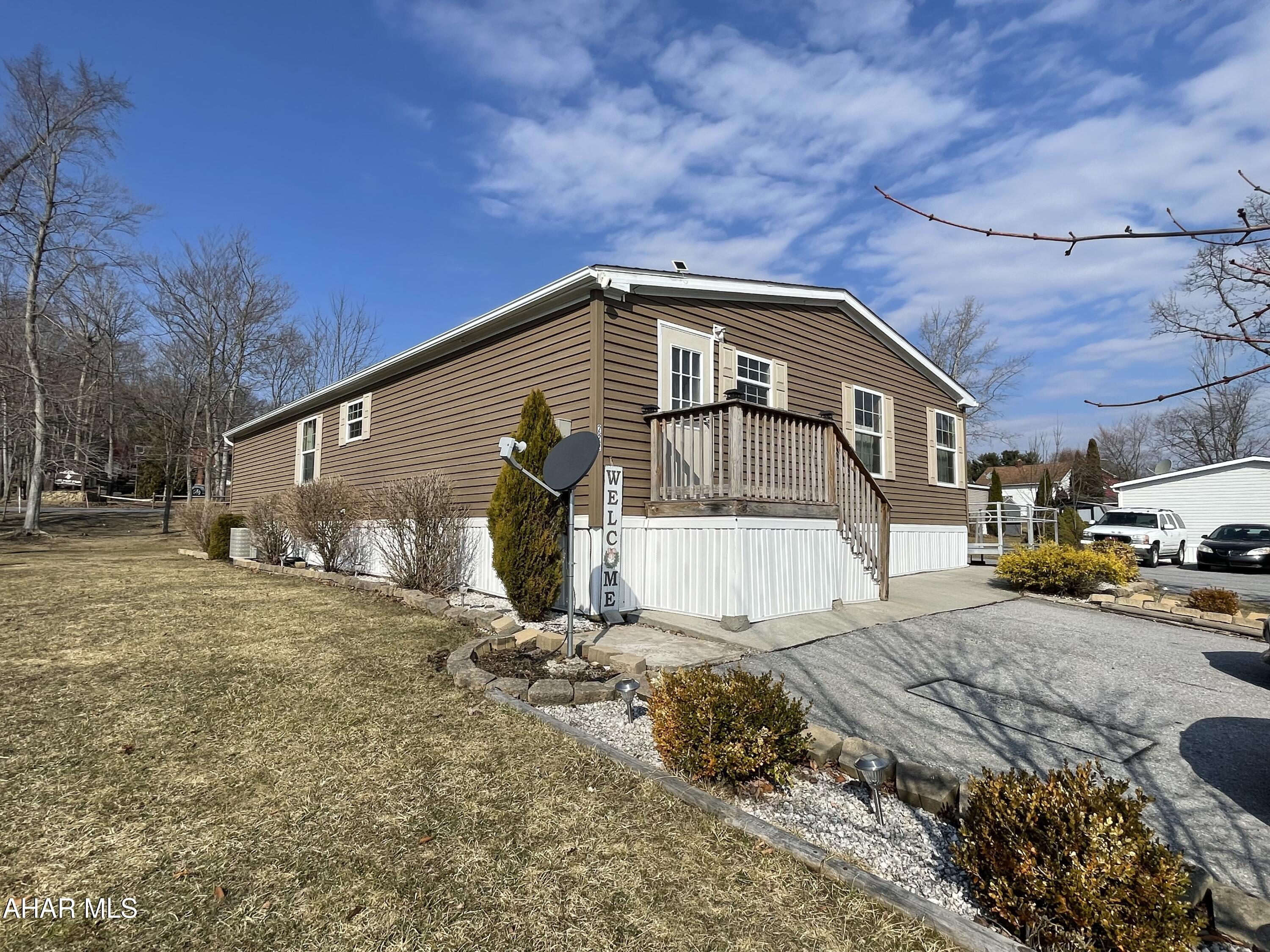 Laurel Woods - Residential