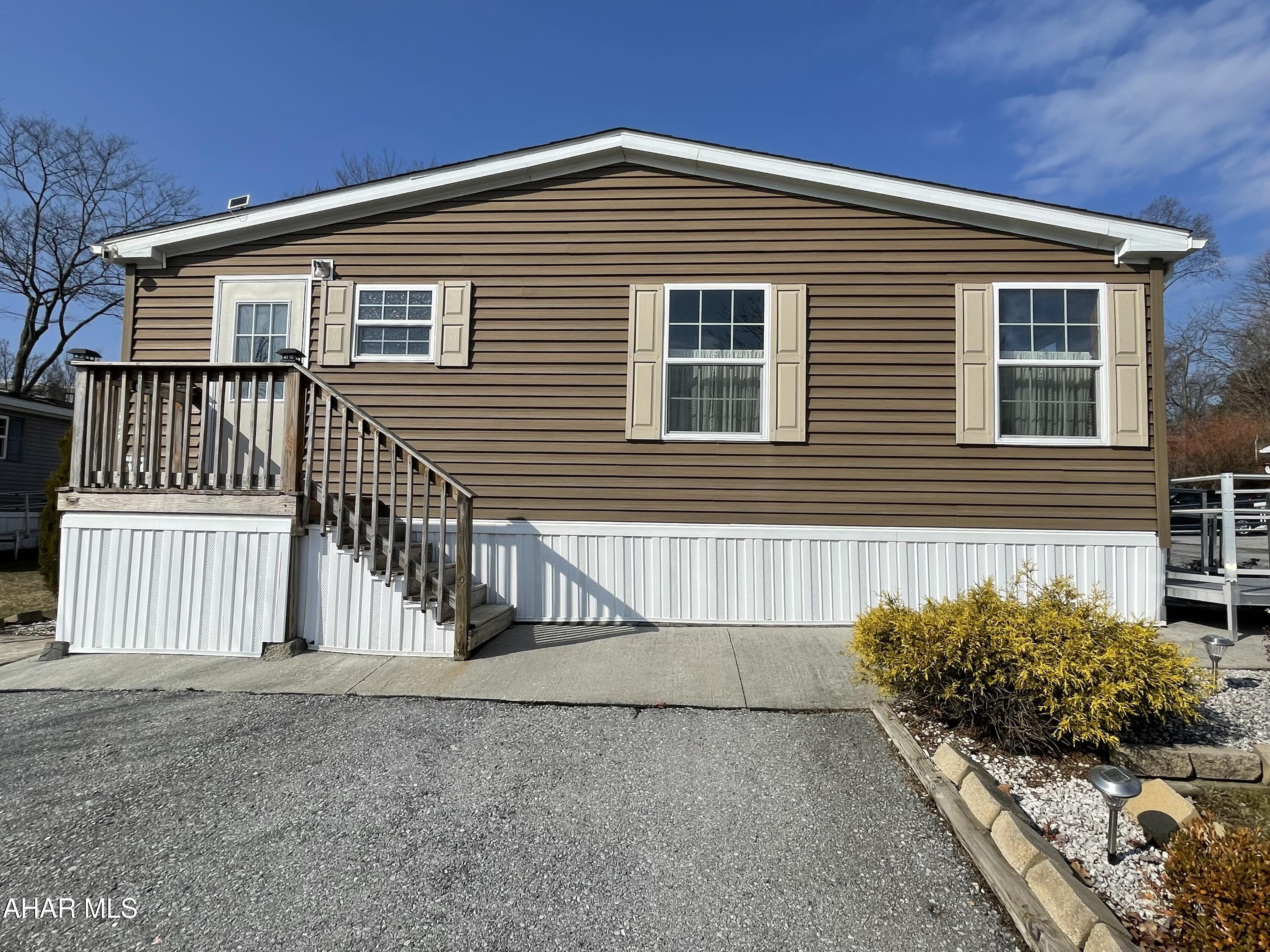 Laurel Woods - Residential